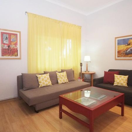 Lovely Apartment At Park Gueell Barcelona Exterior photo