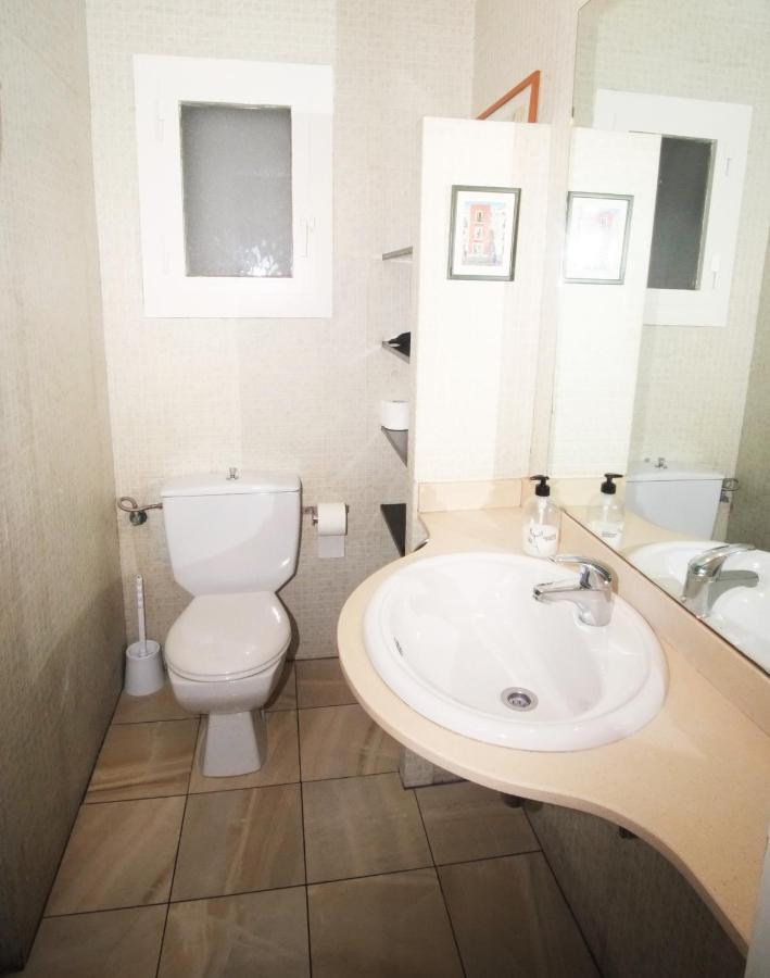 Lovely Apartment At Park Gueell Barcelona Exterior photo